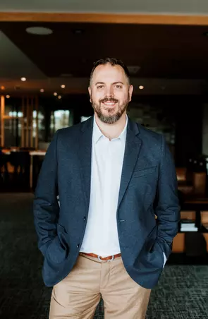 Nat Thorp, Victoria, Real Estate Agent